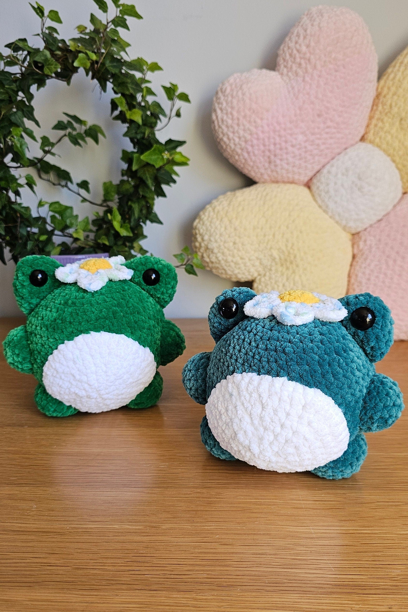Herbert the Frog Crochet Pattern PDF