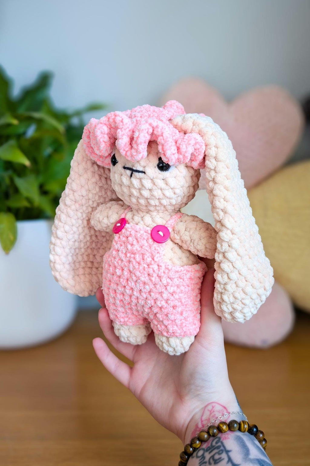 Betsy the No-Sew Bunny Crochet Pattern PDF